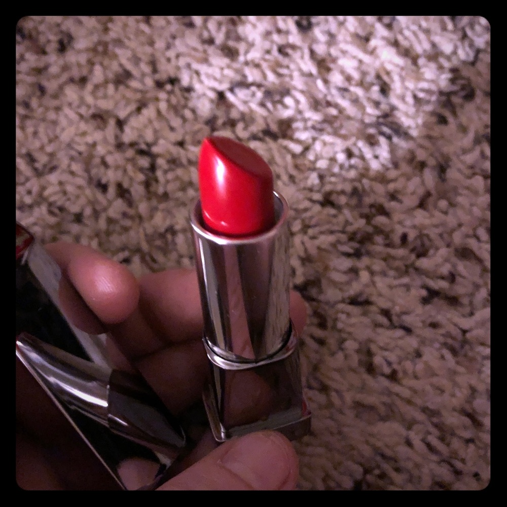 Brand new Doucce Click Click Lipstick -many colors